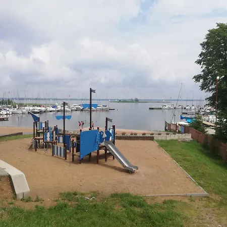 Botel Jacht Motorowy Futura 40 Fly Grand Horizon
